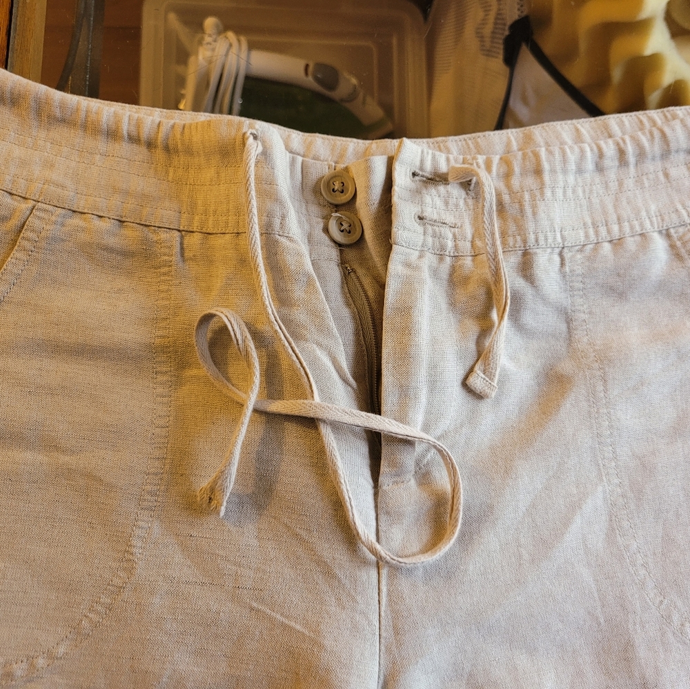 Tan pants - Picture 5 of 8
